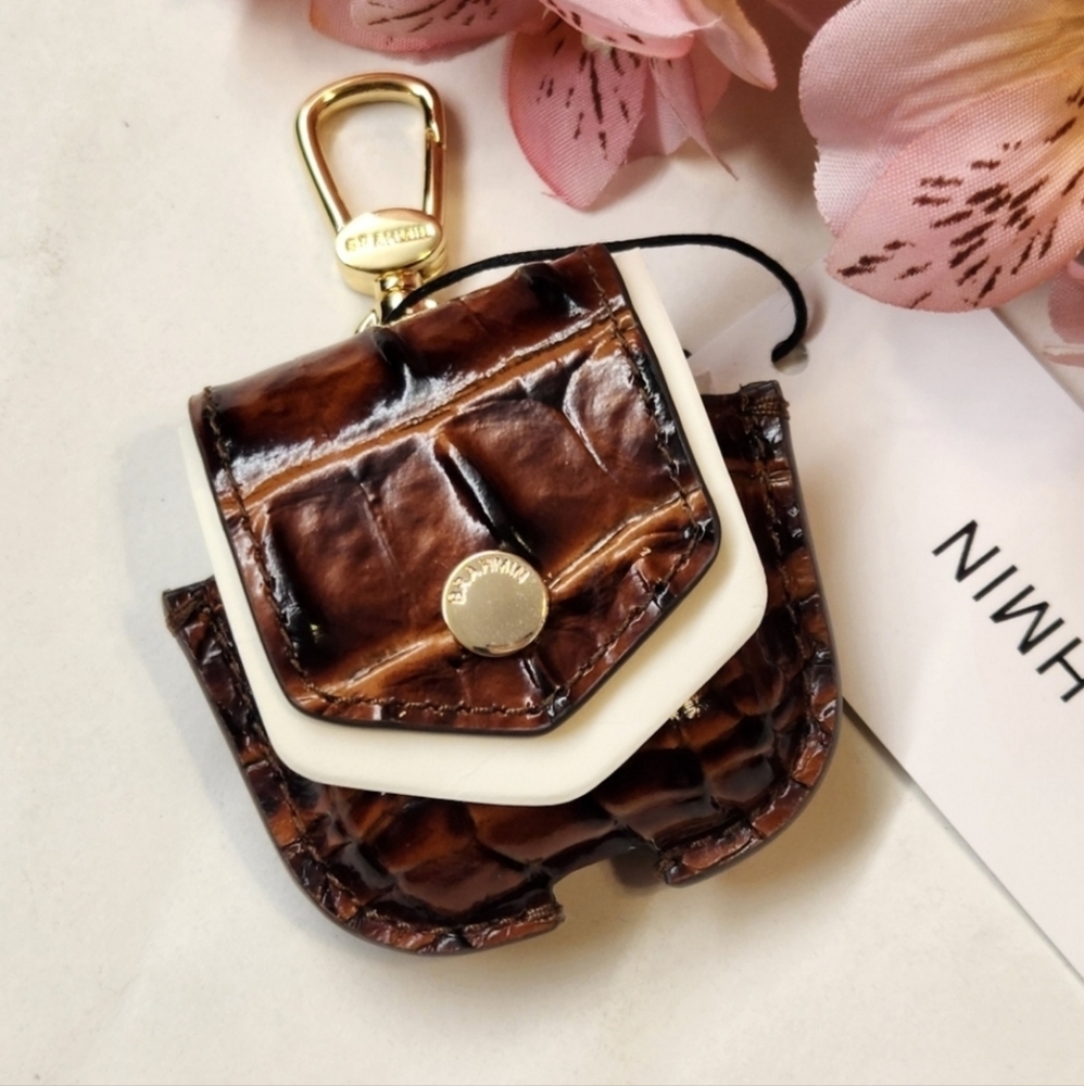 BRAHMIN ACCESSORY
